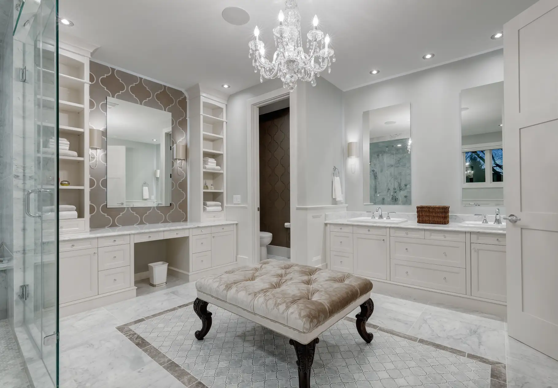 Varsity — Primary bathroom