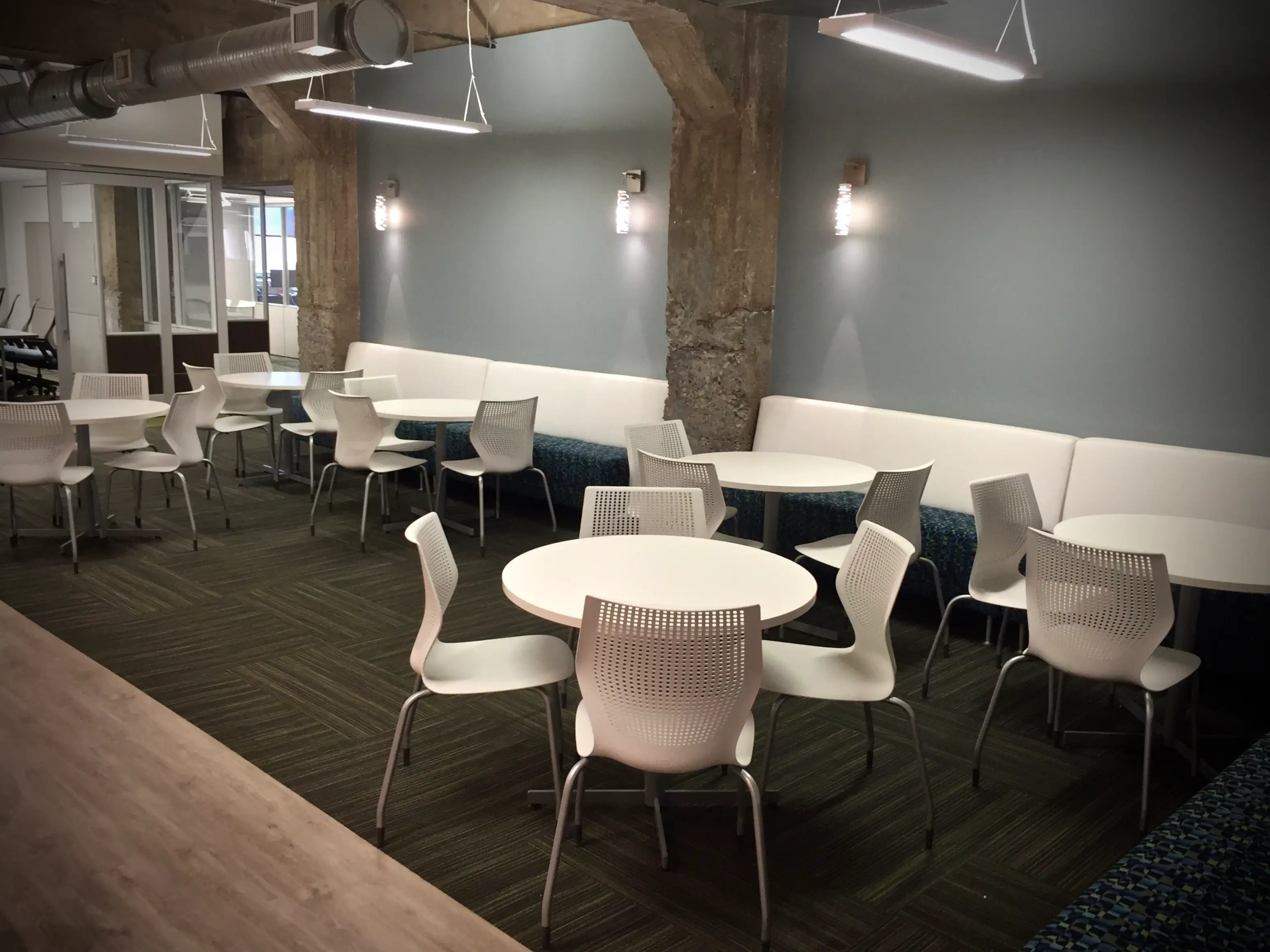 Pilkington — Banquette lounge