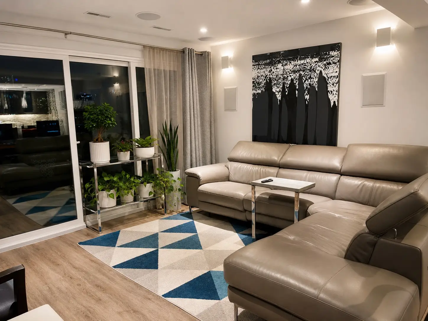 Bridgeland — Downstairs lounge