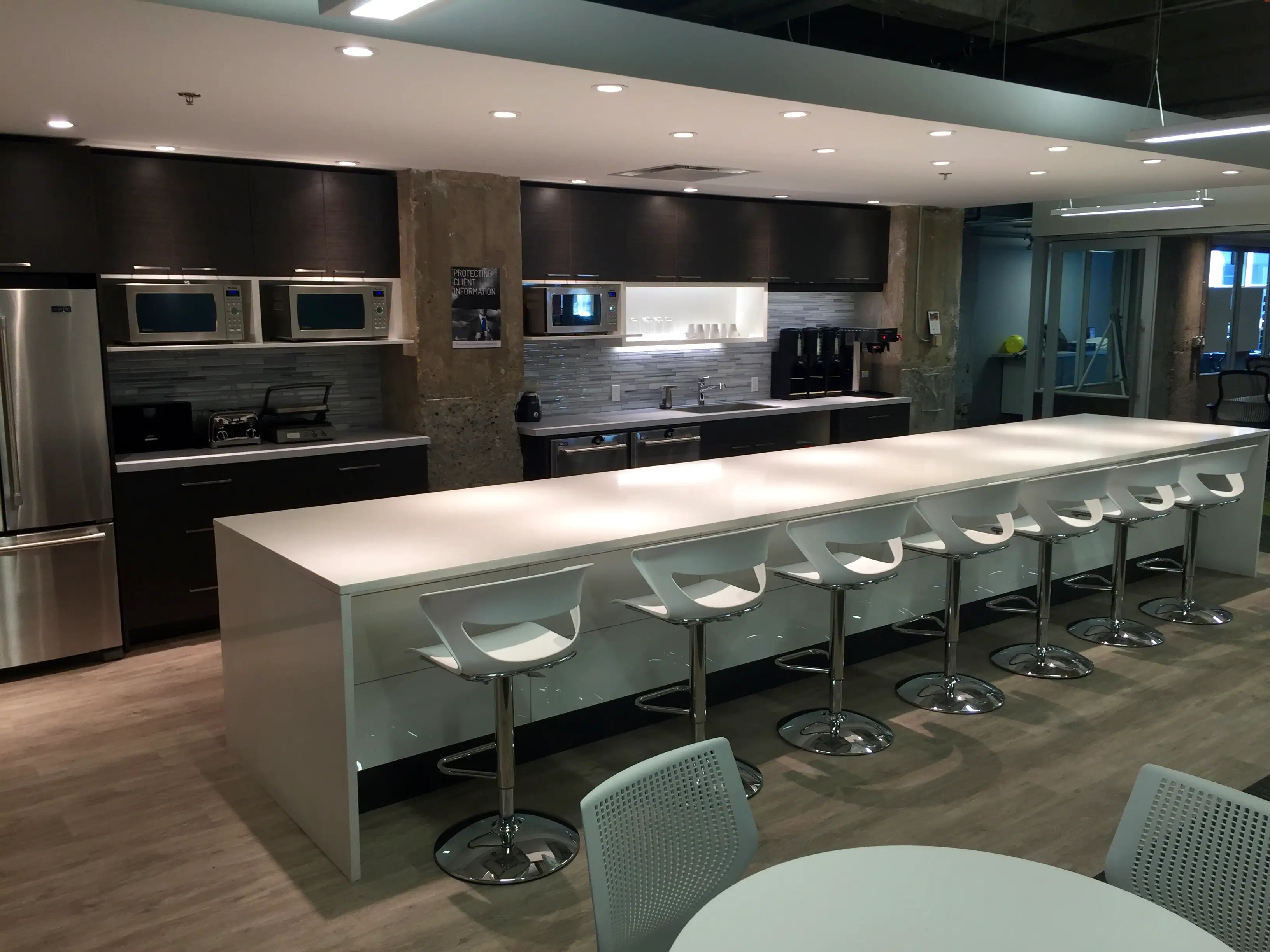 Pilkington — Kitchen and coffee station