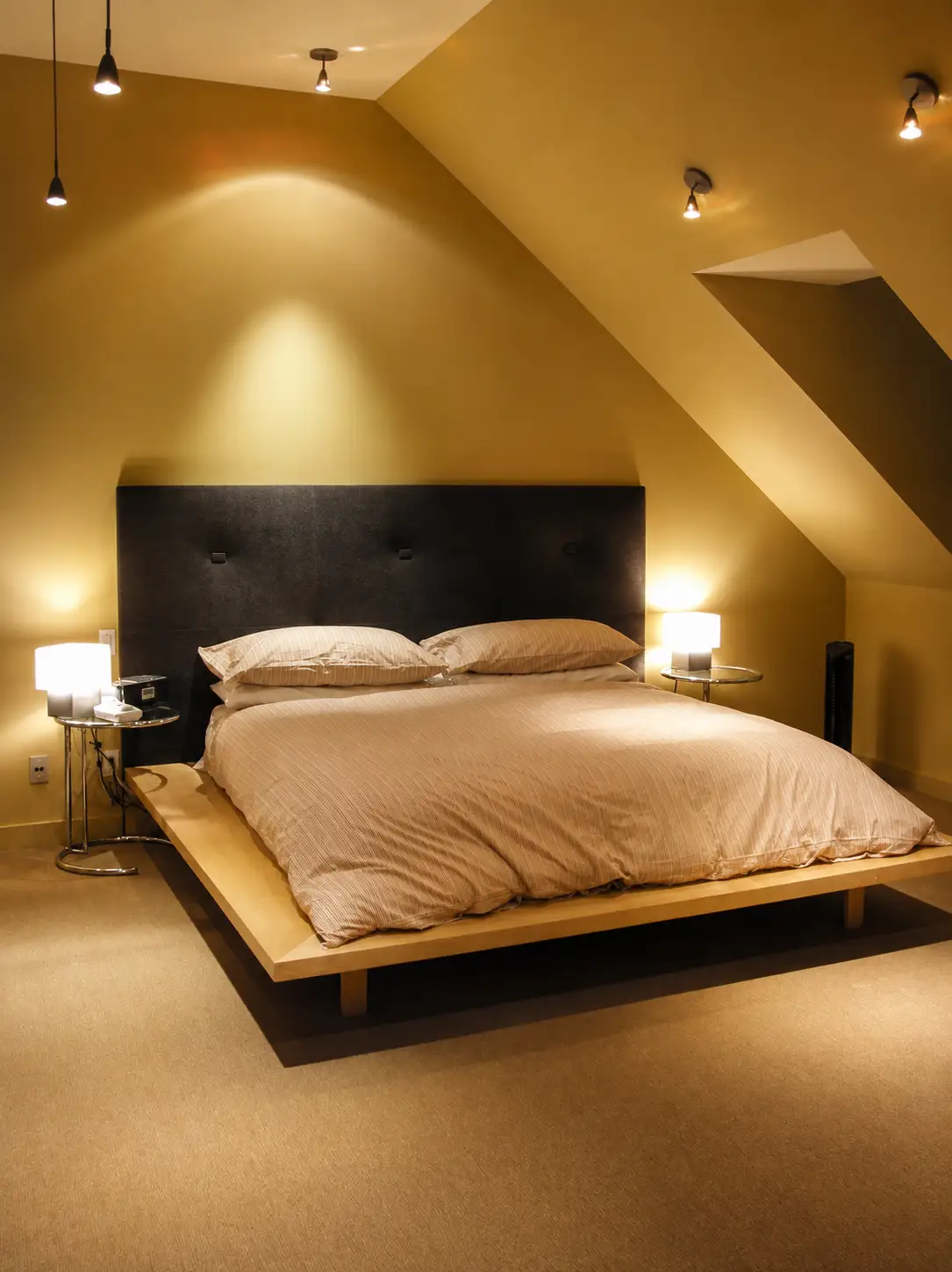 Garrison Square — Primary bedroom